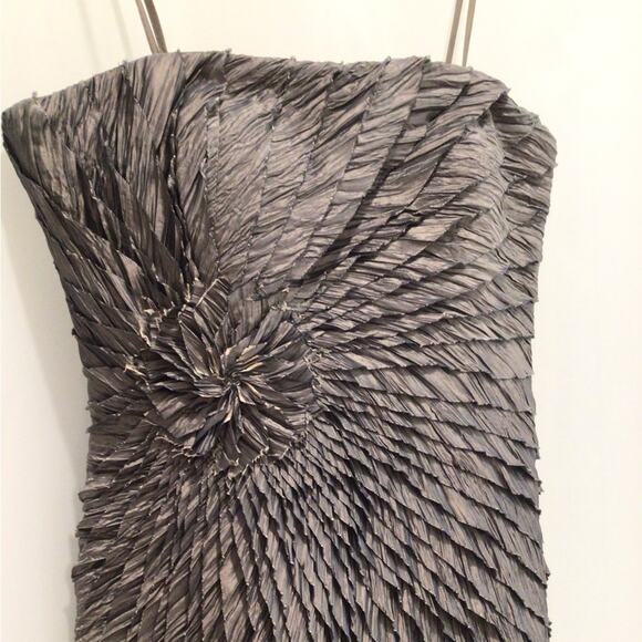 MIGNON Iridescent Pewter Taffeta Tiered Ruffle Cocktail Dress - Picture 2 of 6